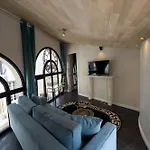 Gasthuis Palazzo Di Acqua 3*