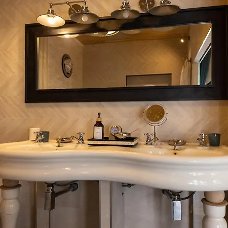 Palazzo Di Acqua 3* Le Mans