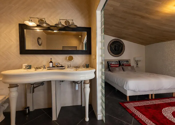 Konukevi Palazzo Di Acqua